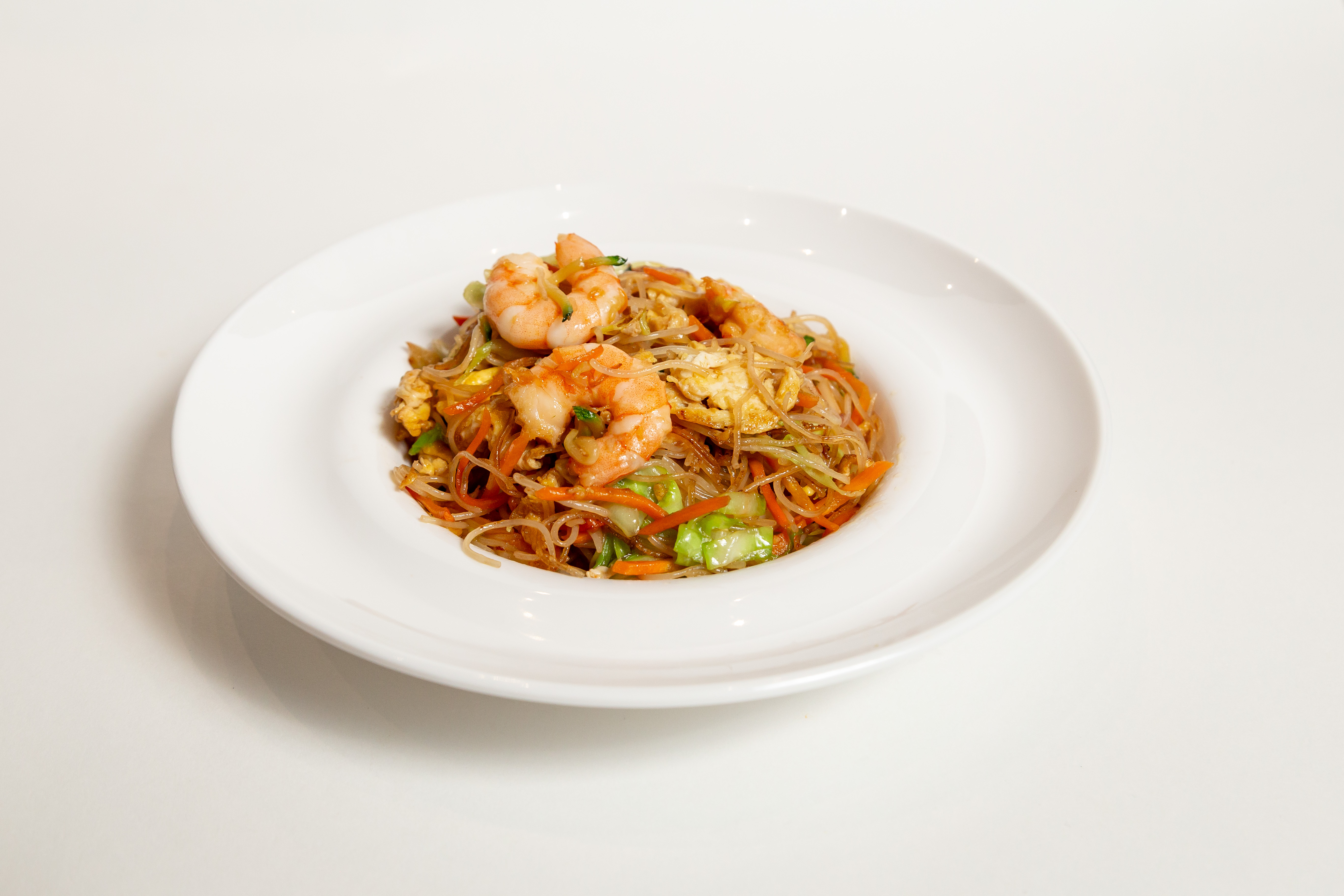 Spaghetti di riso con gamberi