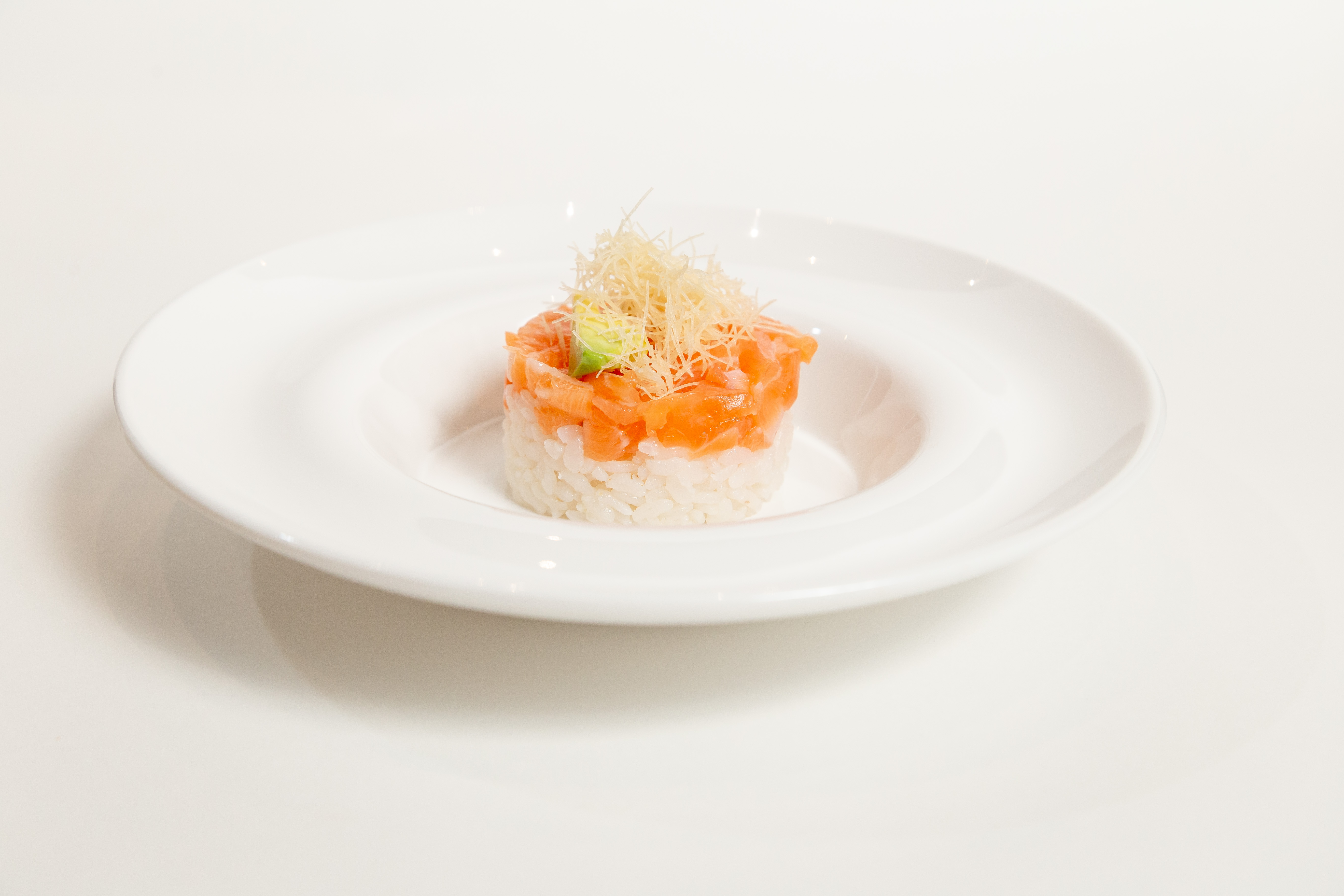 Tartare sake kataifi