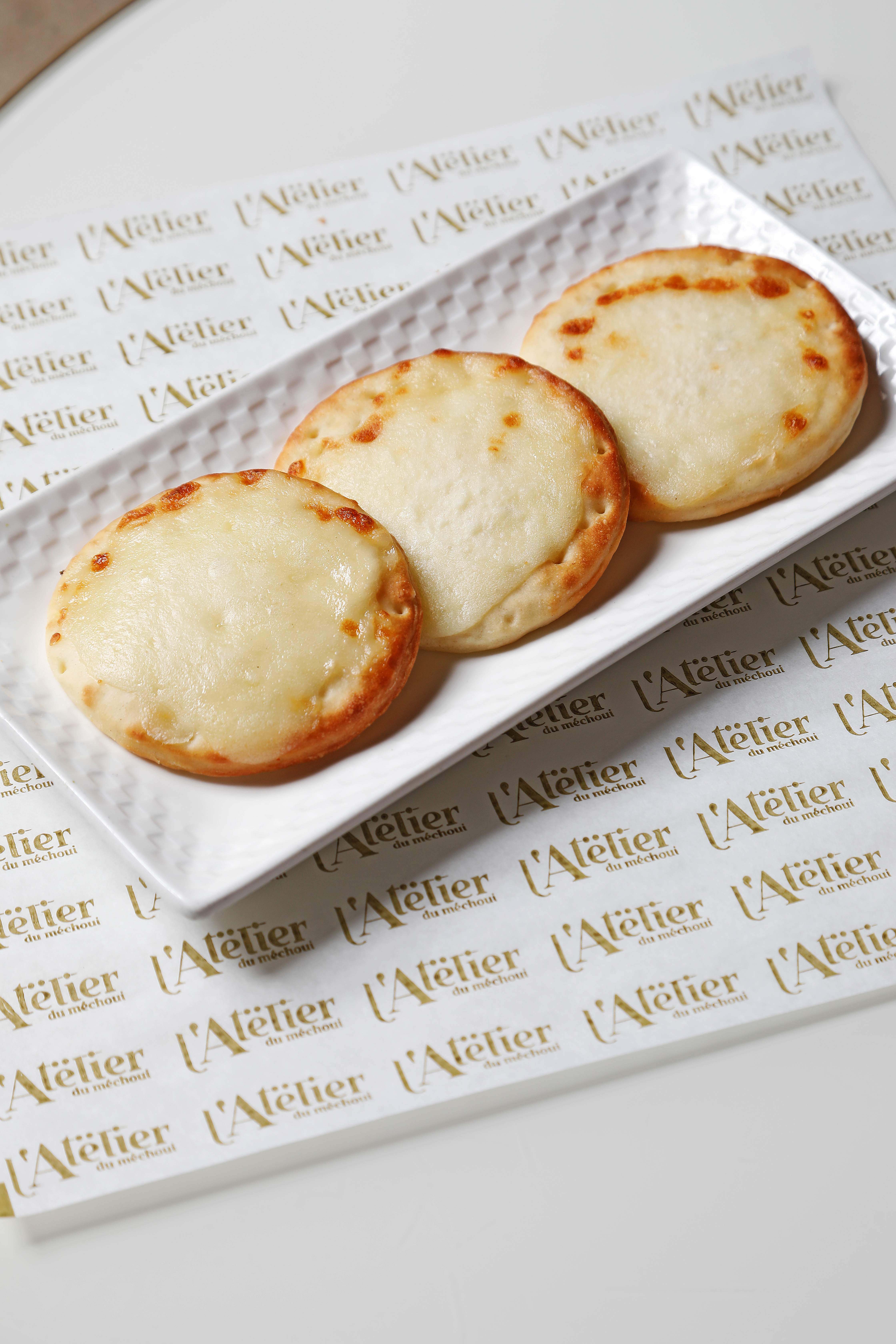 3 Pcs Manaich Fromage