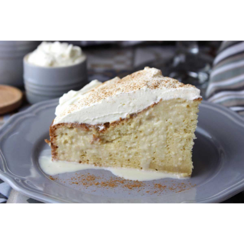 Tarta tres leches en porción