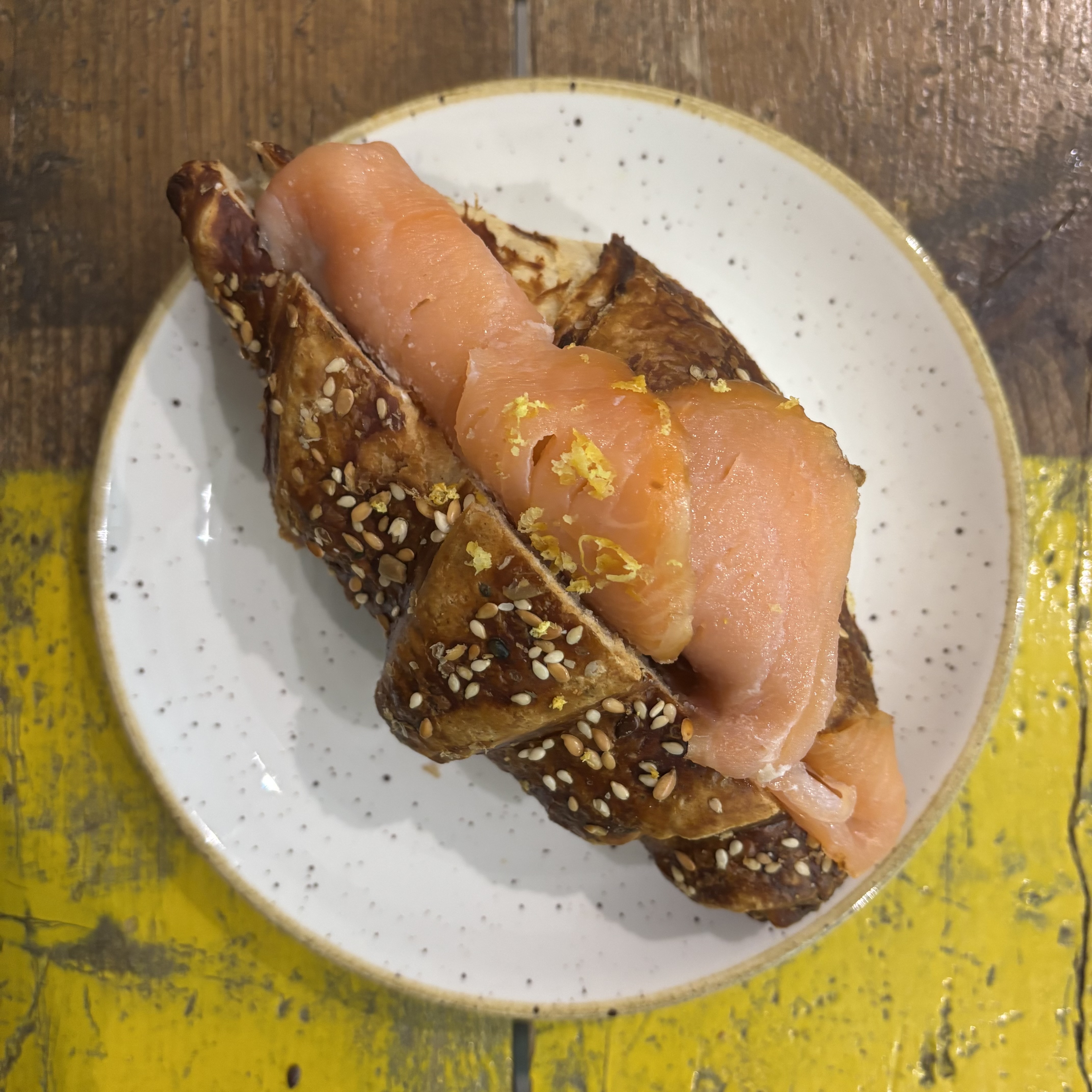 Croissant salmone e cream cheese