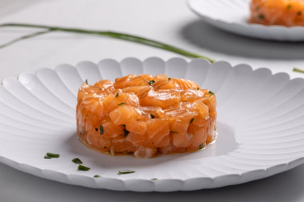 033-Tartare speciale di salmone