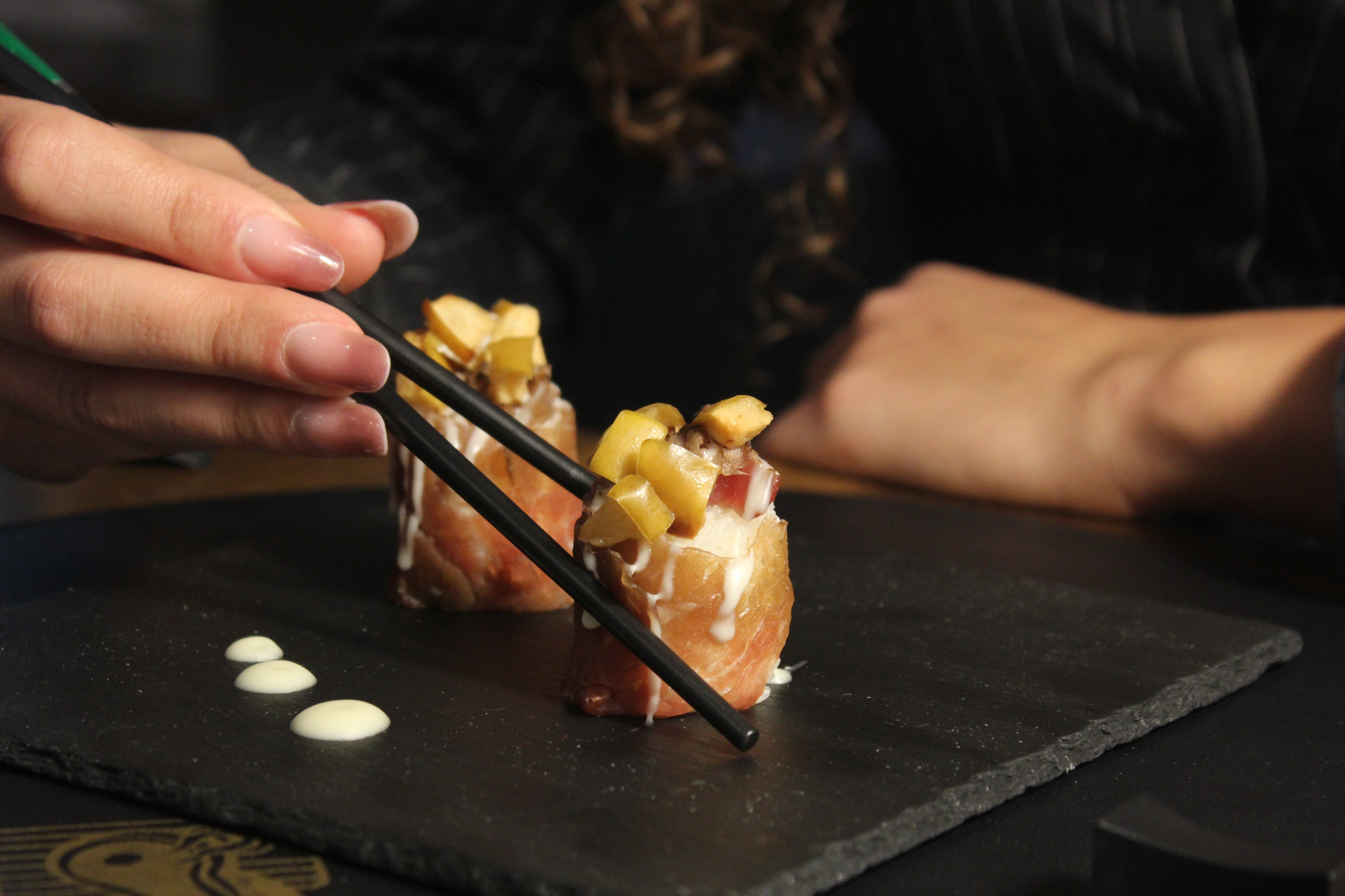 Gunkan gorgonzola e mela 2 pezzi