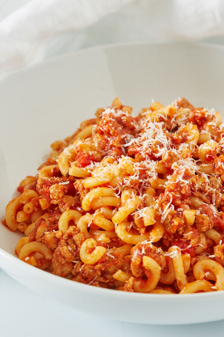 Gramigna paglia e fieno al ragù bolognese