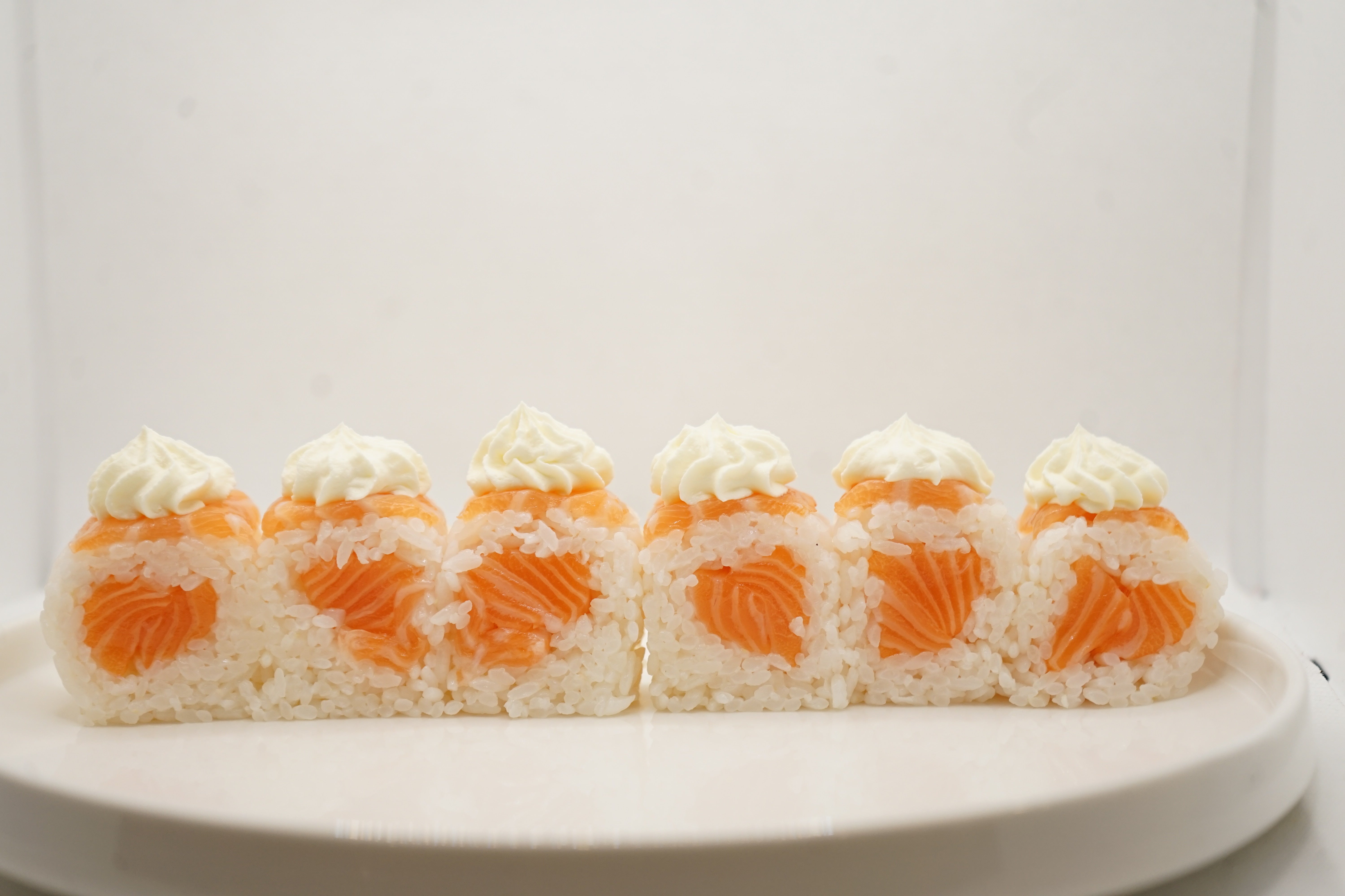 Salmone fresh roll 6 pezzi