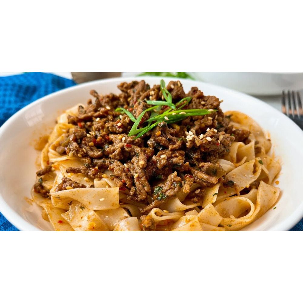 Chili Garlic Rice Noodles With Beef