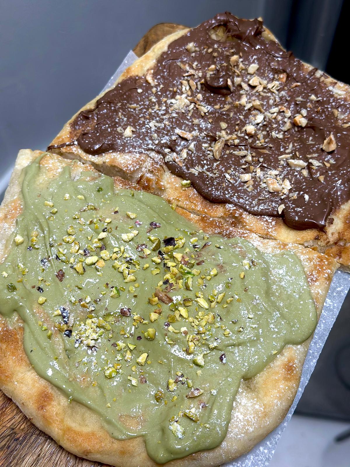 Pinsa romana Nutella e pistacchio