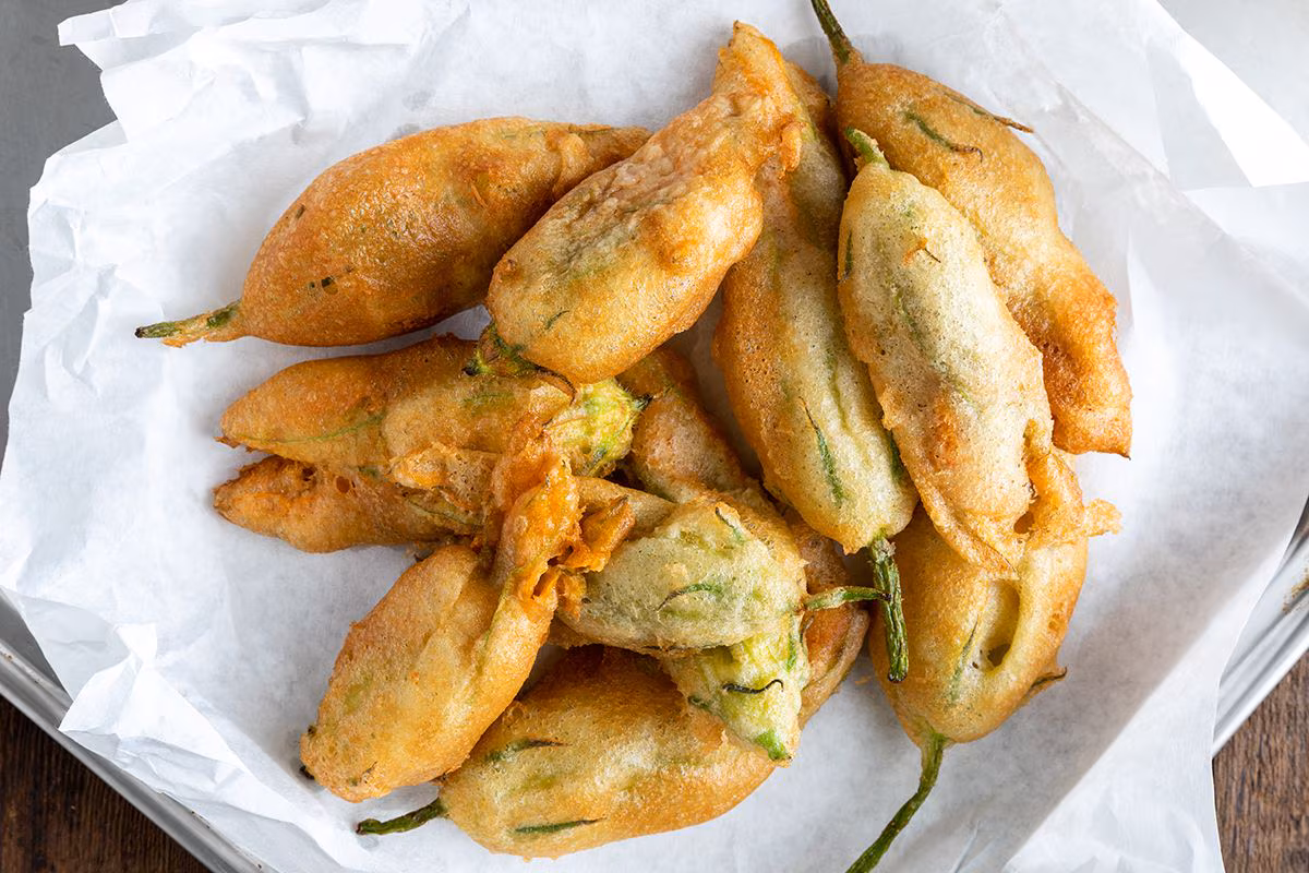 Fiori di zucca pastellati