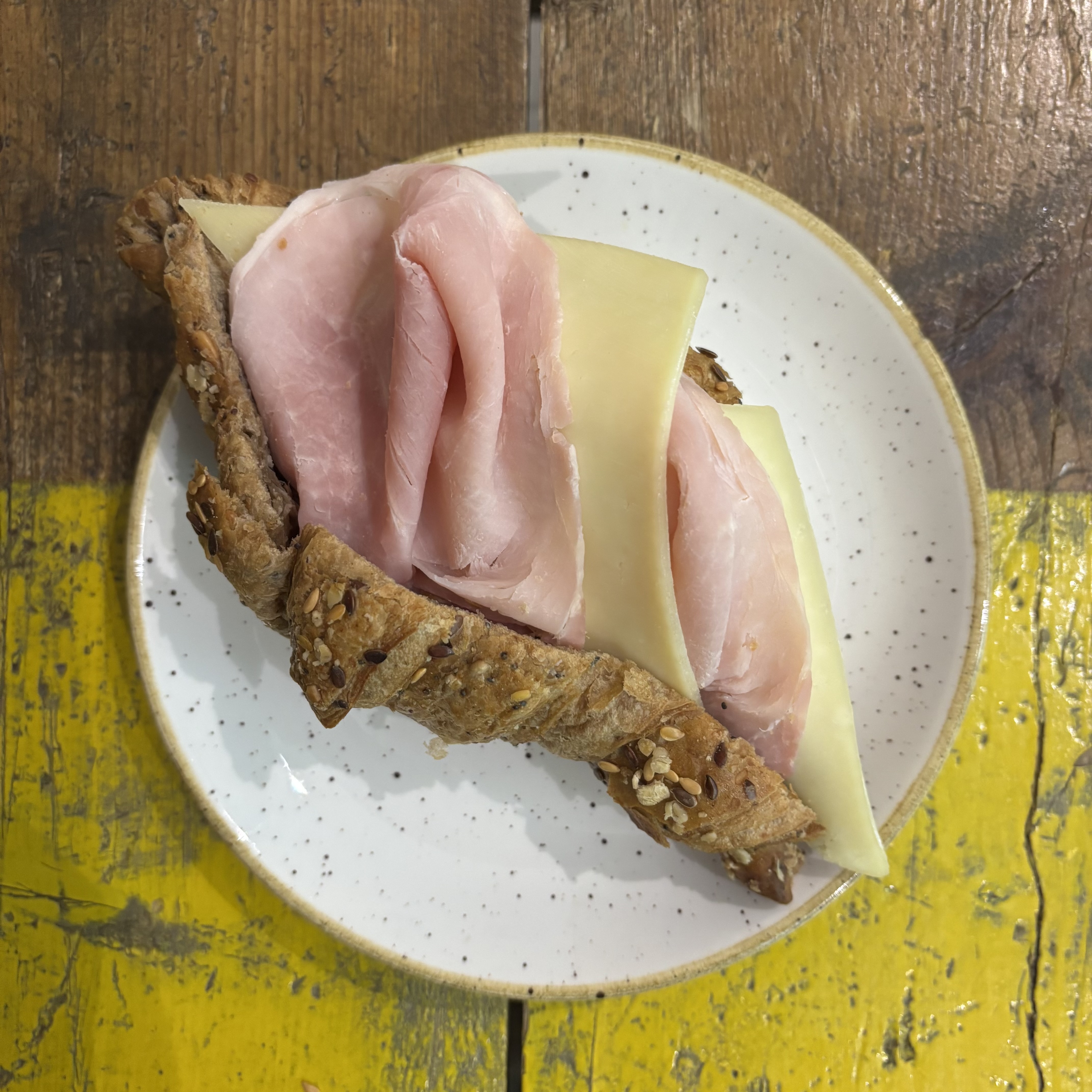 Croissant cotto e edamer