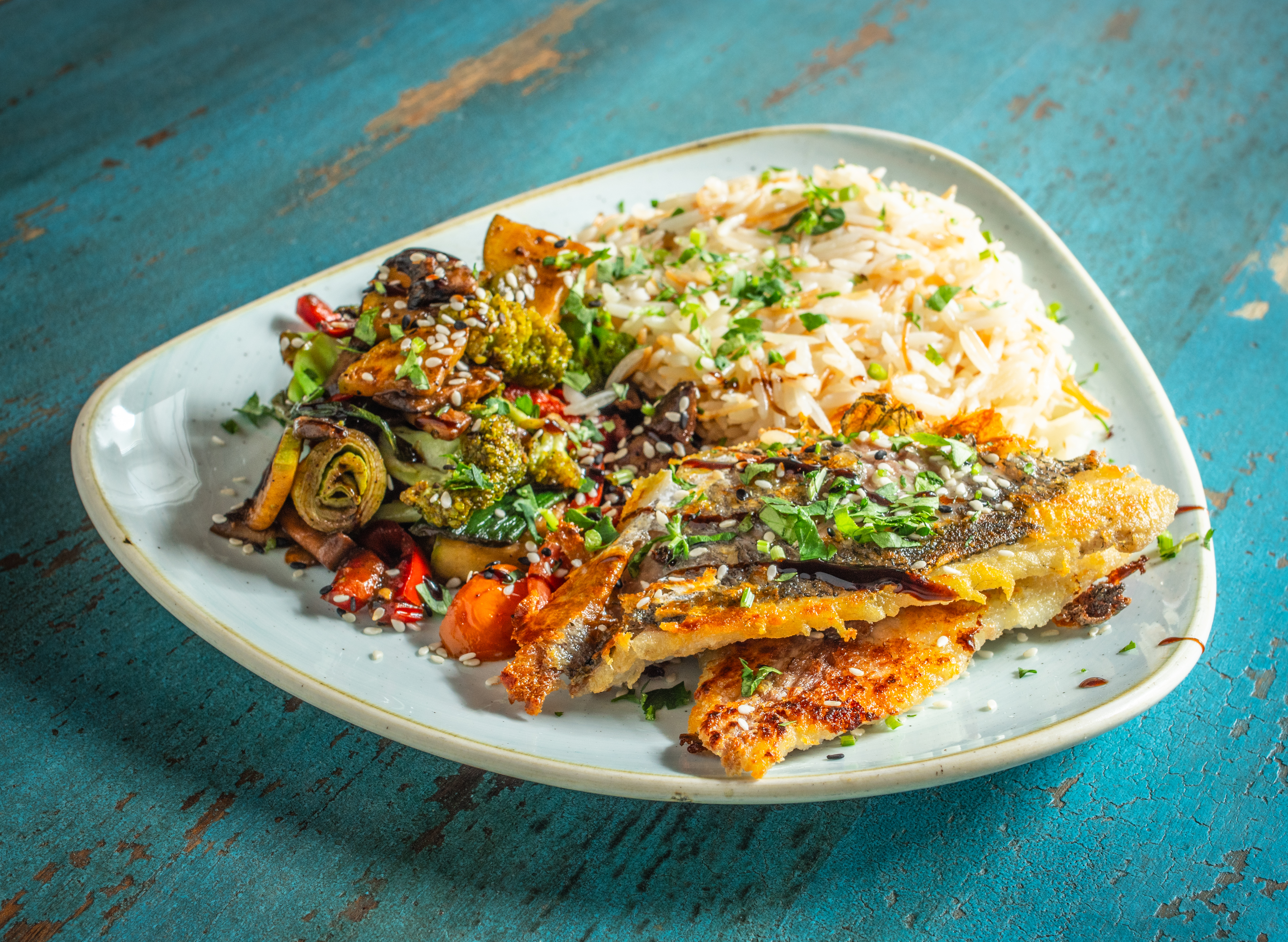 File de doradă cu legume